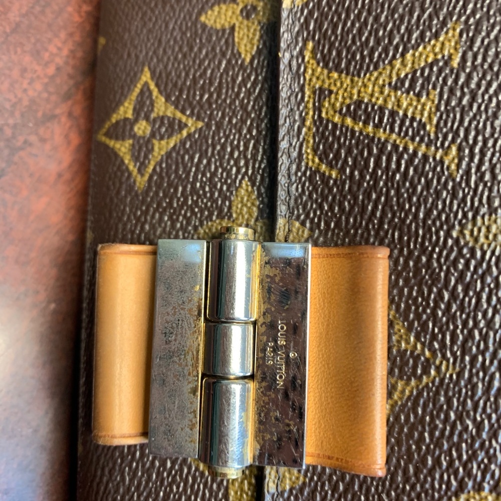 Louis Vuitton Elysee Wallet Mono - Picture 4 of 9